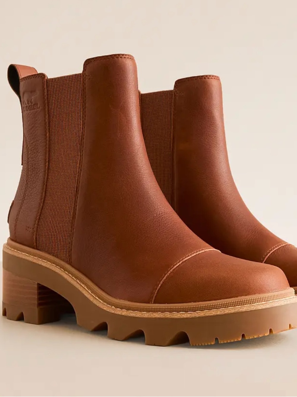 Sorel Joan Now Leather Chelsea Boots Size 8.5